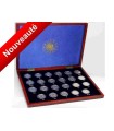Coffret des 23 pièces drapeau 2015 - 	Description:

	Coffret réunissant l'ensemble des 23 pièces de 2€ commémoratives sur le t