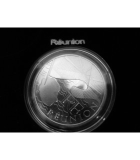 10 Euro RÉUNION - caractéristiques
 
Diamètre: 29,00 mm
Poids: 10,00 g
Métal: Argent 925/1000
Faciale: 10 €
Qualité: UNC
Tirage: