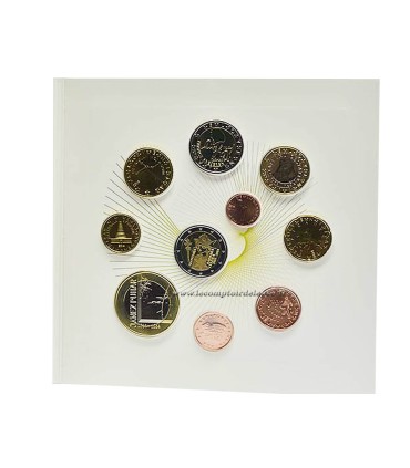 Coffret brillant universel Slovénie 2014 - Description: 
coffret brillant universel  de Slovénie de l'année 2014,soit 8,88€ de v