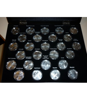 série Euro régions 2010 sous coffret - 




Des monnaies uniques pour des Régions uniques.

C'est vers le 20 septembre 2010 que 