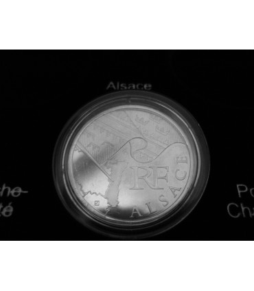 10 Euro ALSACE - caractéristiques
 
Diamètre: 29,00 mm
Poids: 10,00 g
Métal: Argent 925/1000
Faciale: 10 €
Qualité: UNC
Tirage: 