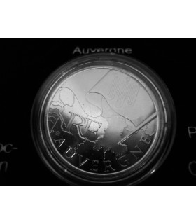 10 Euro AUVERGNE - caractéristiques:
 
Diamètre: 29,00 mm
Poids: 10,00 g
Métal: Argent 925/1000
Faciale: 10 €
Qualité: UNC
Tirag