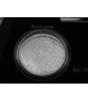 10 Euro BRETAGNE - caractéristiques
 
Diamètre: 29,00 mm
Poids: 10,00 g
Métal: Argent 925/1000
Faciale: 10 €
Qualité: UNC
Tirage