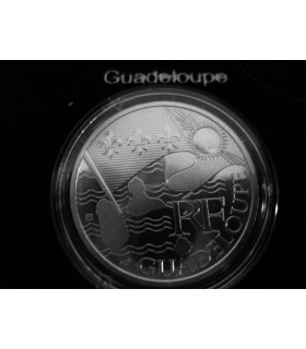 10 Euro GUADELOUPE - caractéristiques
 
Diamètre: 29,00 mm
Poids: 10,00 g
Métal: Argent 925/1000
Faciale: 10 €
Qualité: UNC
Tira