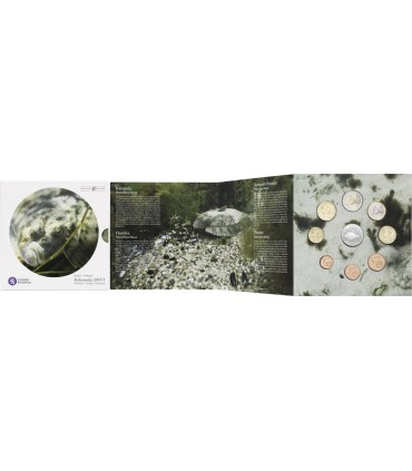 BU Finlande 2017 -  

Description:

Coffret Finlande 2017  comportant les 8 pièces de 1cent à 2 euros millésimées 2017 + une méd